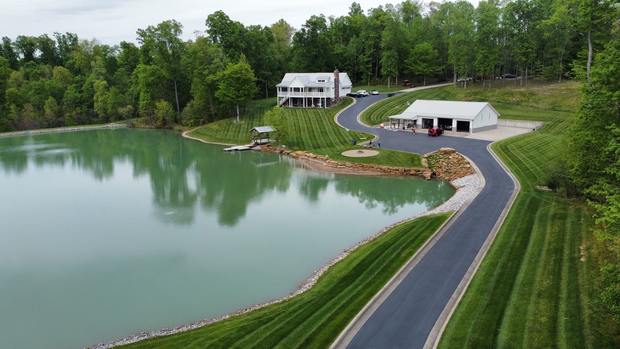 Photo of Outdoor in Henryville