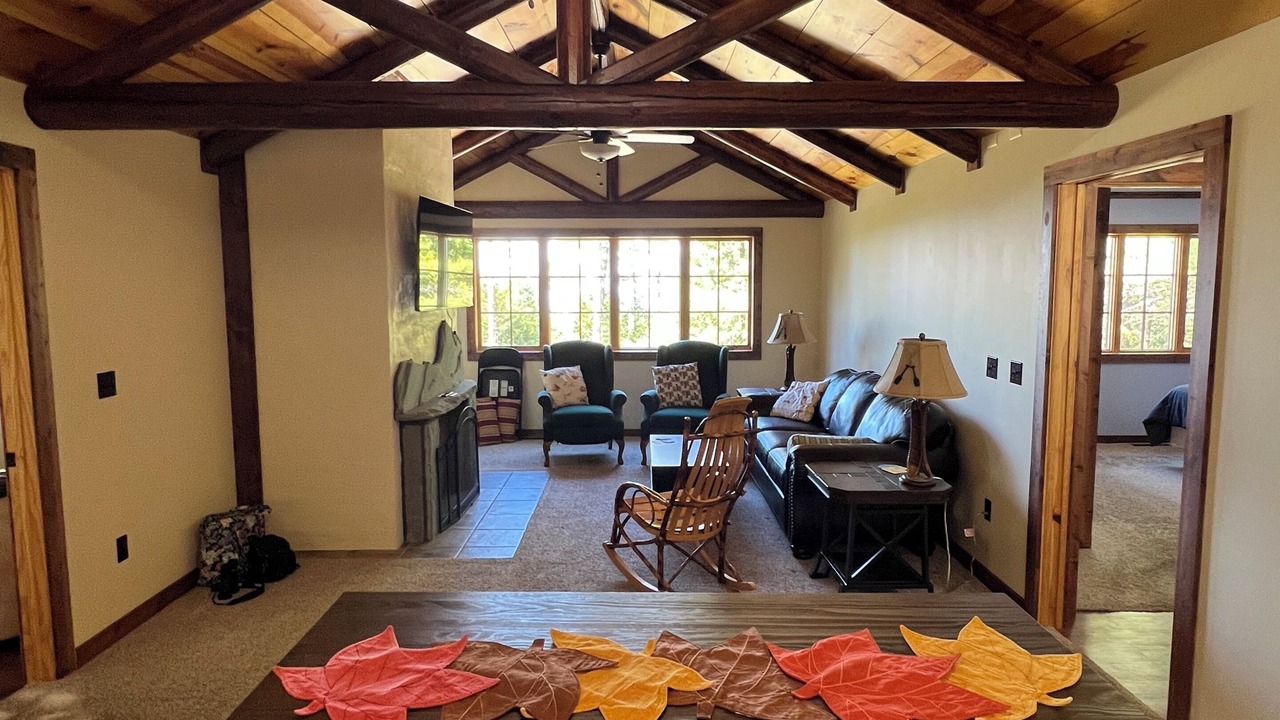 Photo of Livingroom in Rogers City