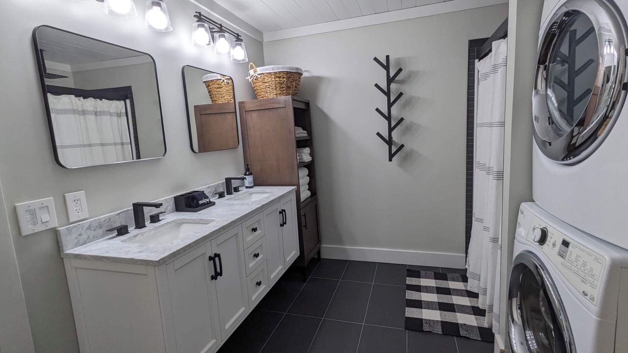 Photo of Bathroom in Shorewood-Tower Hills-Harbert