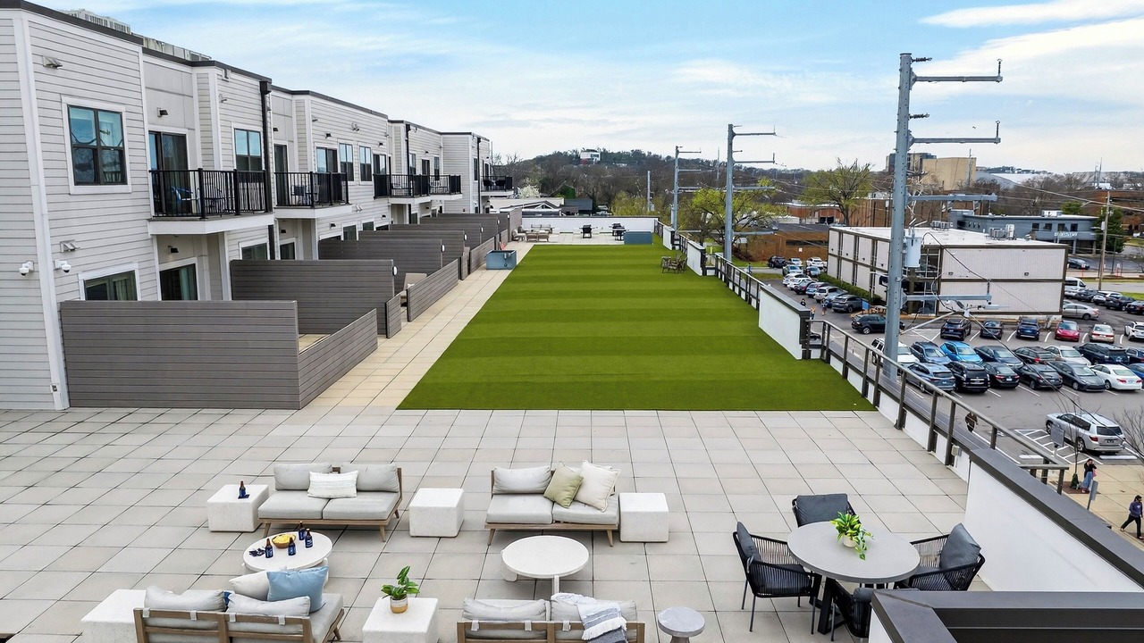 Photo of Outdoor in Hillsboro West End