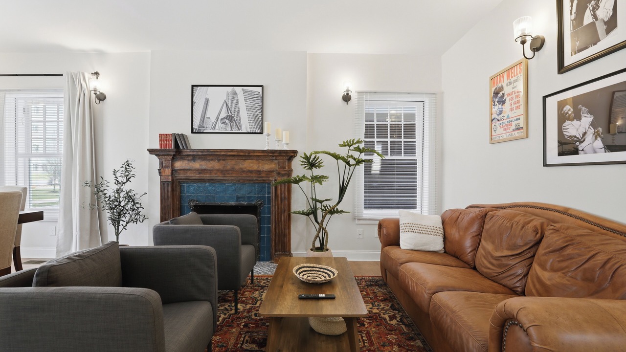 Photo of Livingroom in Midtown