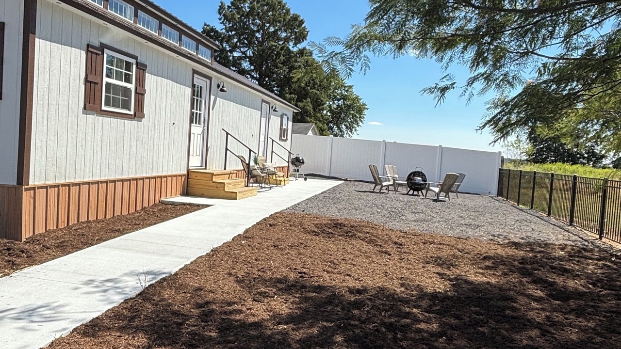 Photo of Outdoor in Benton