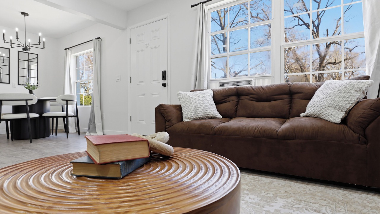 Photo of Livingroom in Detroit