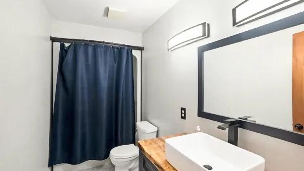 Photo of Bathroom in Fremont