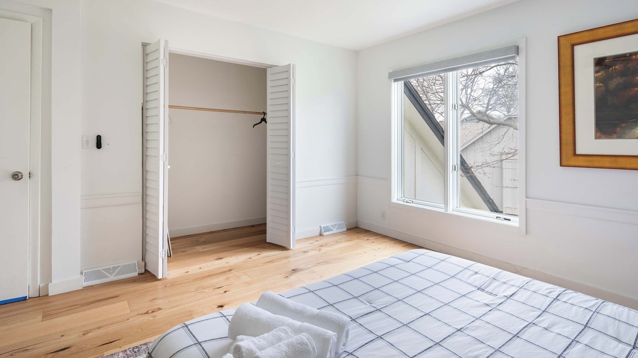 Photo of Bedroom in South Kansas City
