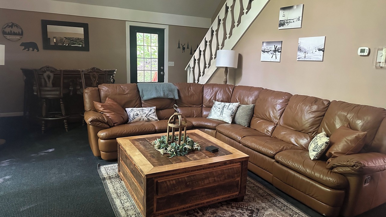 Photo of Livingroom in Stambaugh