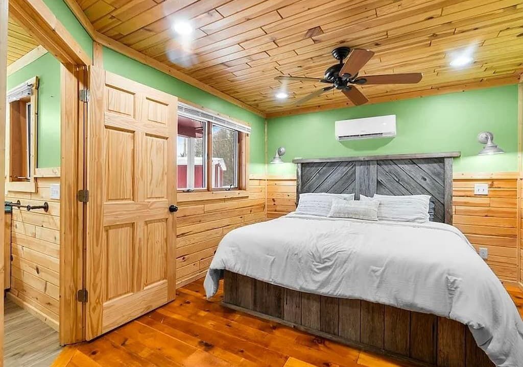 Photo of Bedroom in Boyne City