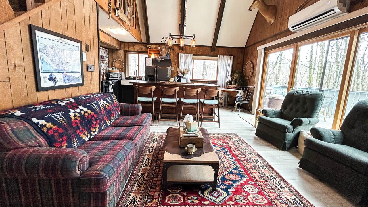 Photo of Livingroom in Upson