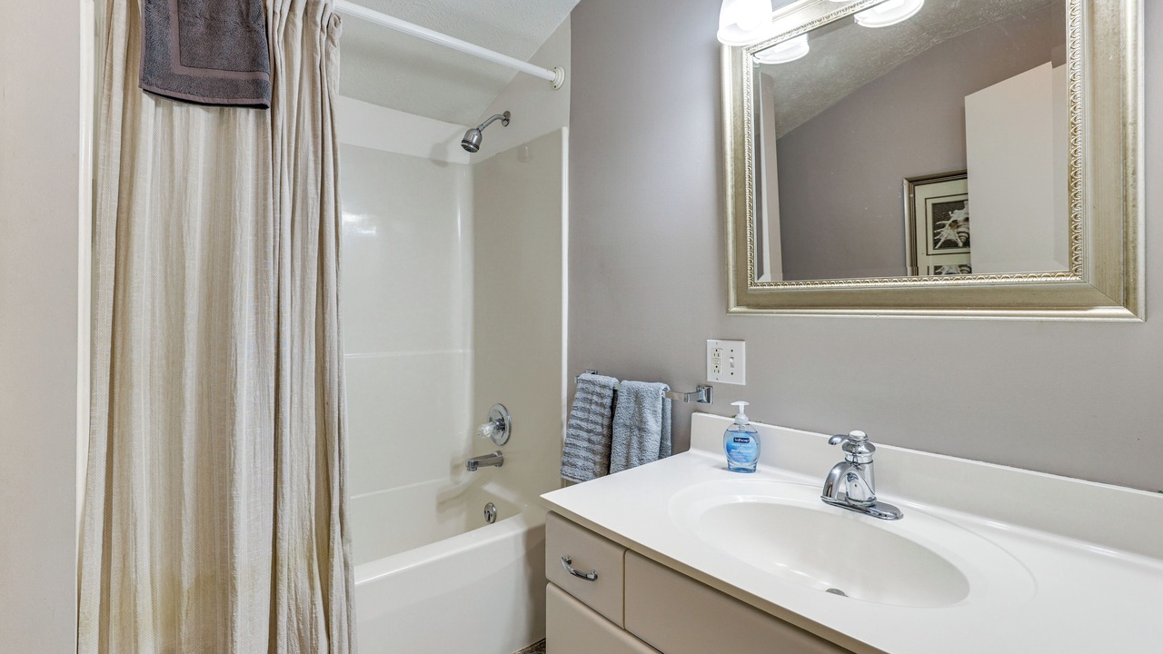 Photo of Bathroom in Thompsonville