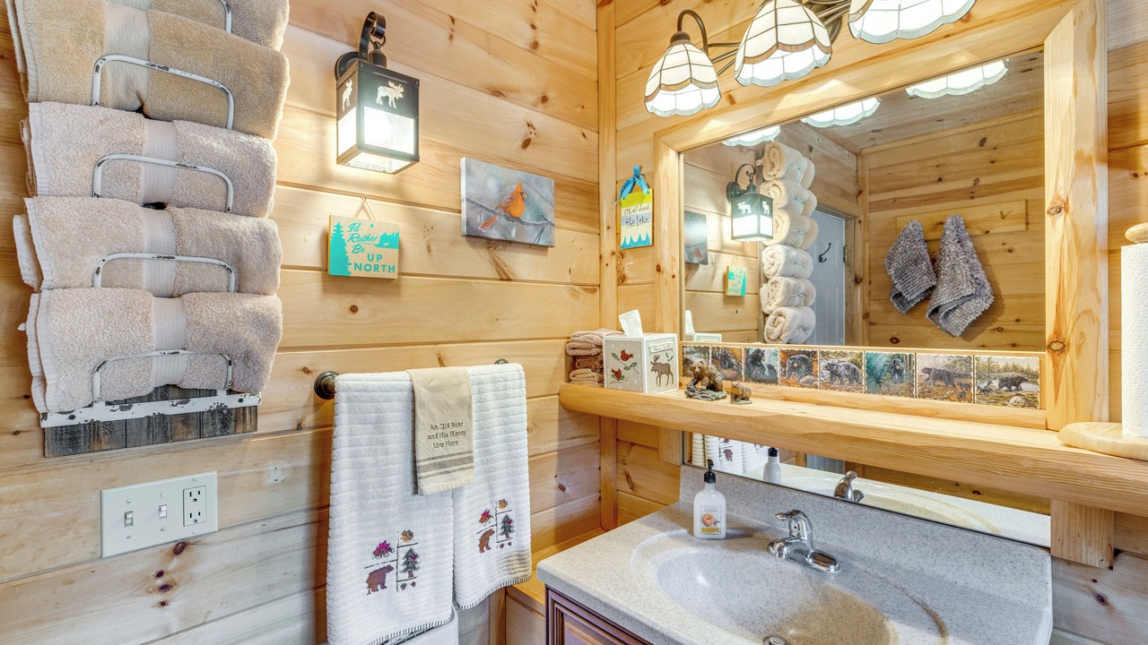 Photo of Bathroom in Maple City