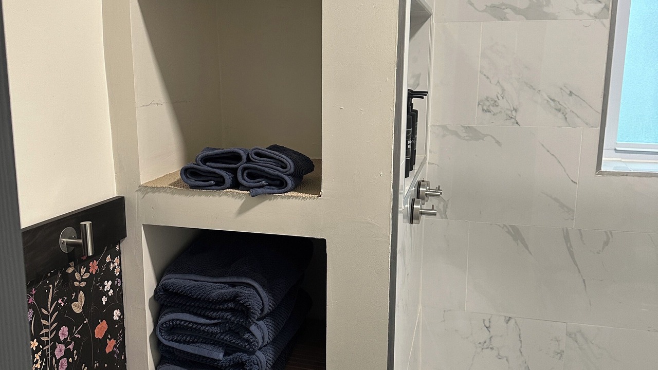 Photo of Bathroom in Greater Grand Crossing