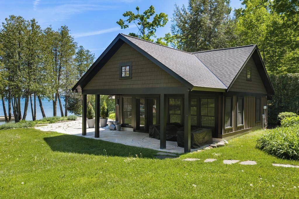 Photo of Outdoor in Bay Harbor