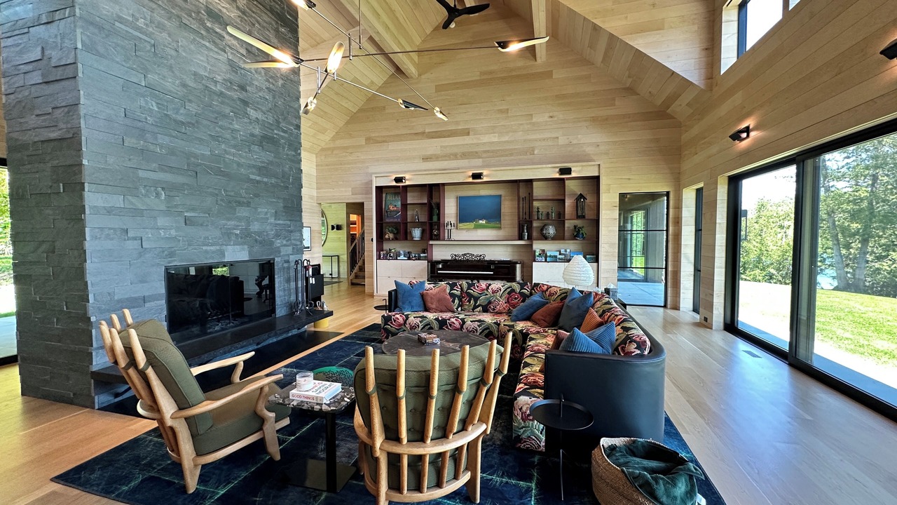 Photo of Livingroom in Bay Harbor