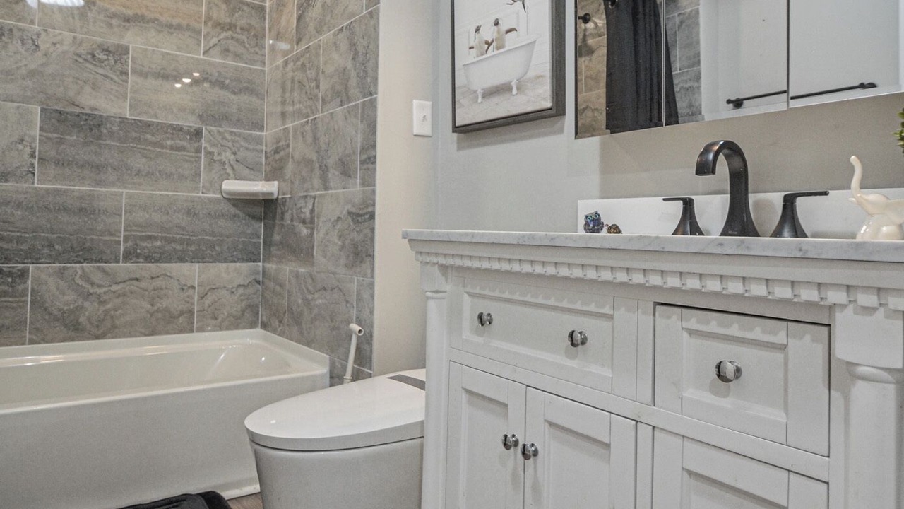 Photo of Bathroom in Park Hills