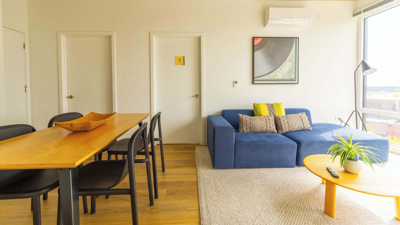 Photo of Livingroom in River North