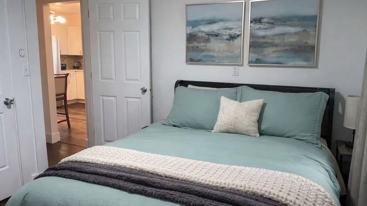 Photo of Bedroom in Town of Pines