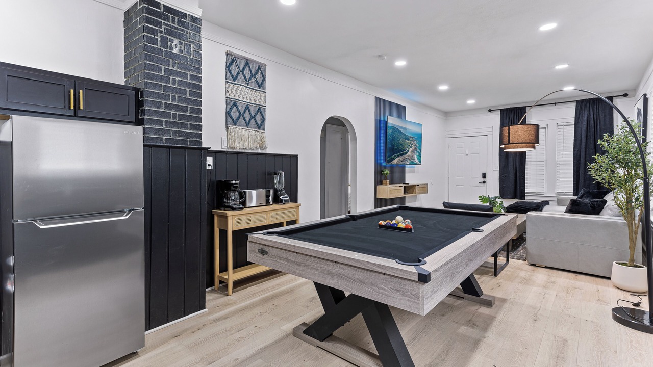 Photo of Bedroom in Lincoln Park