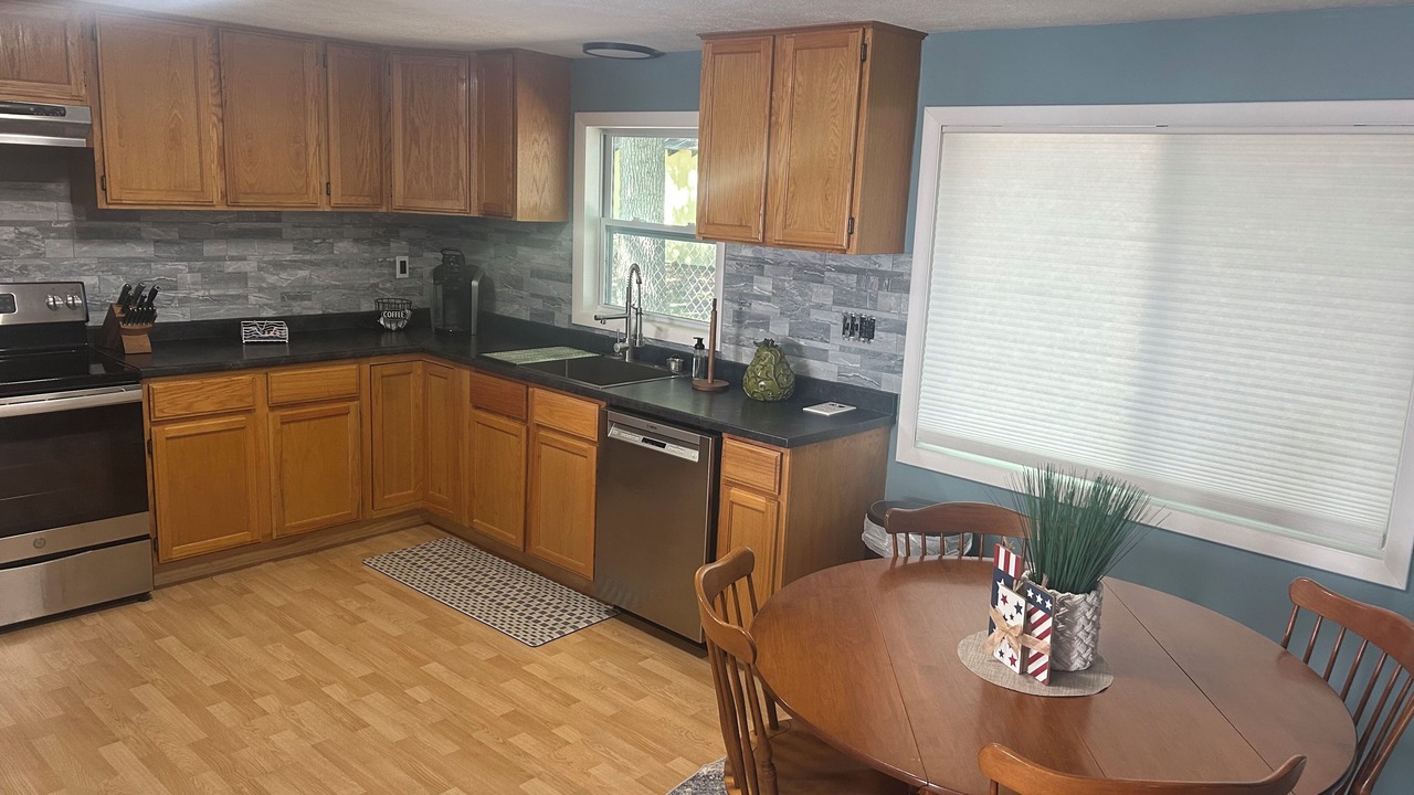 Photo of Kitchen in Higgins Lake