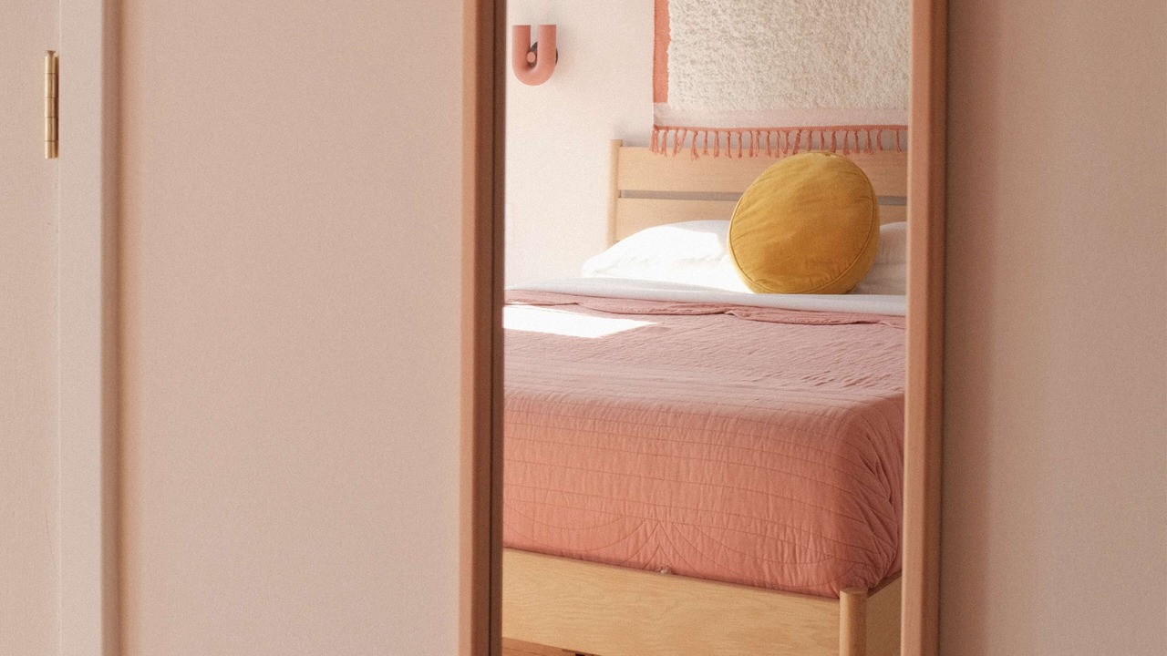 Photo of Bedroom in Crossroads Arts District