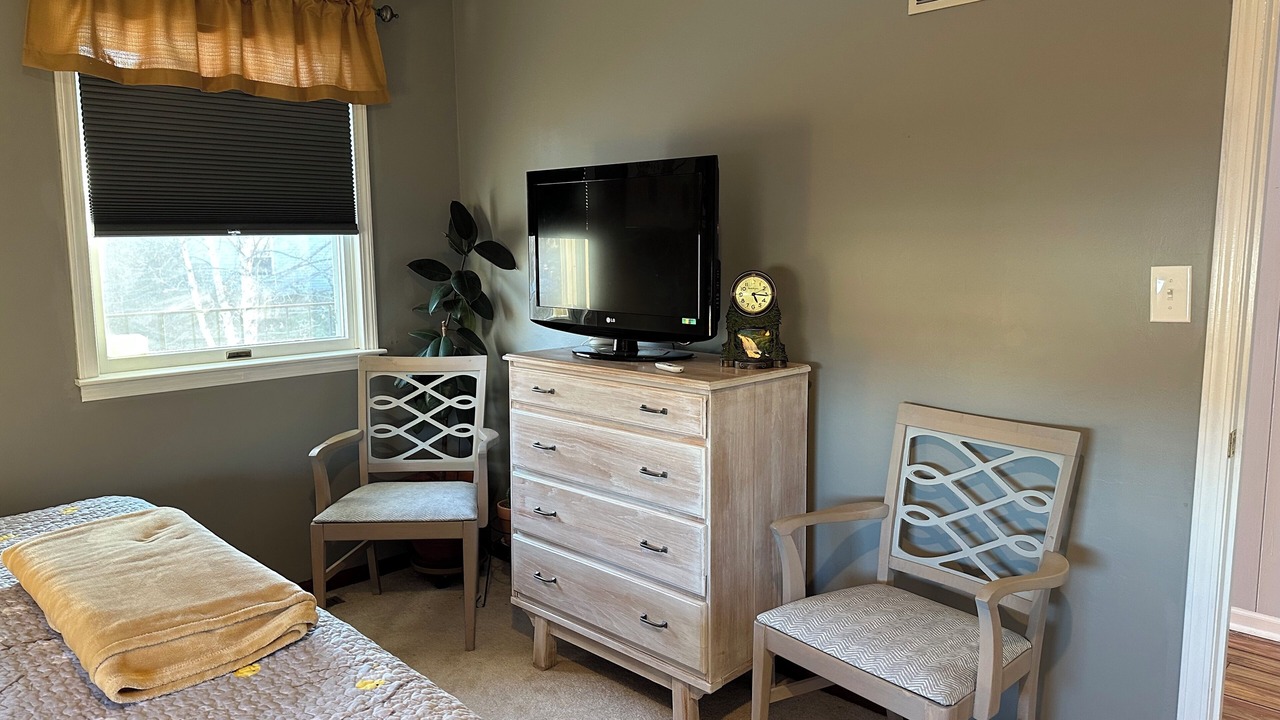 Photo of Bedroom in Northeast Kansas City