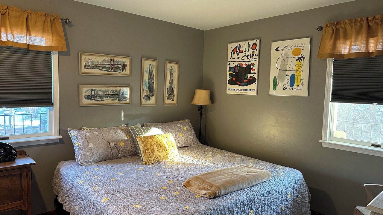 Photo of Bedroom in Northeast Kansas City