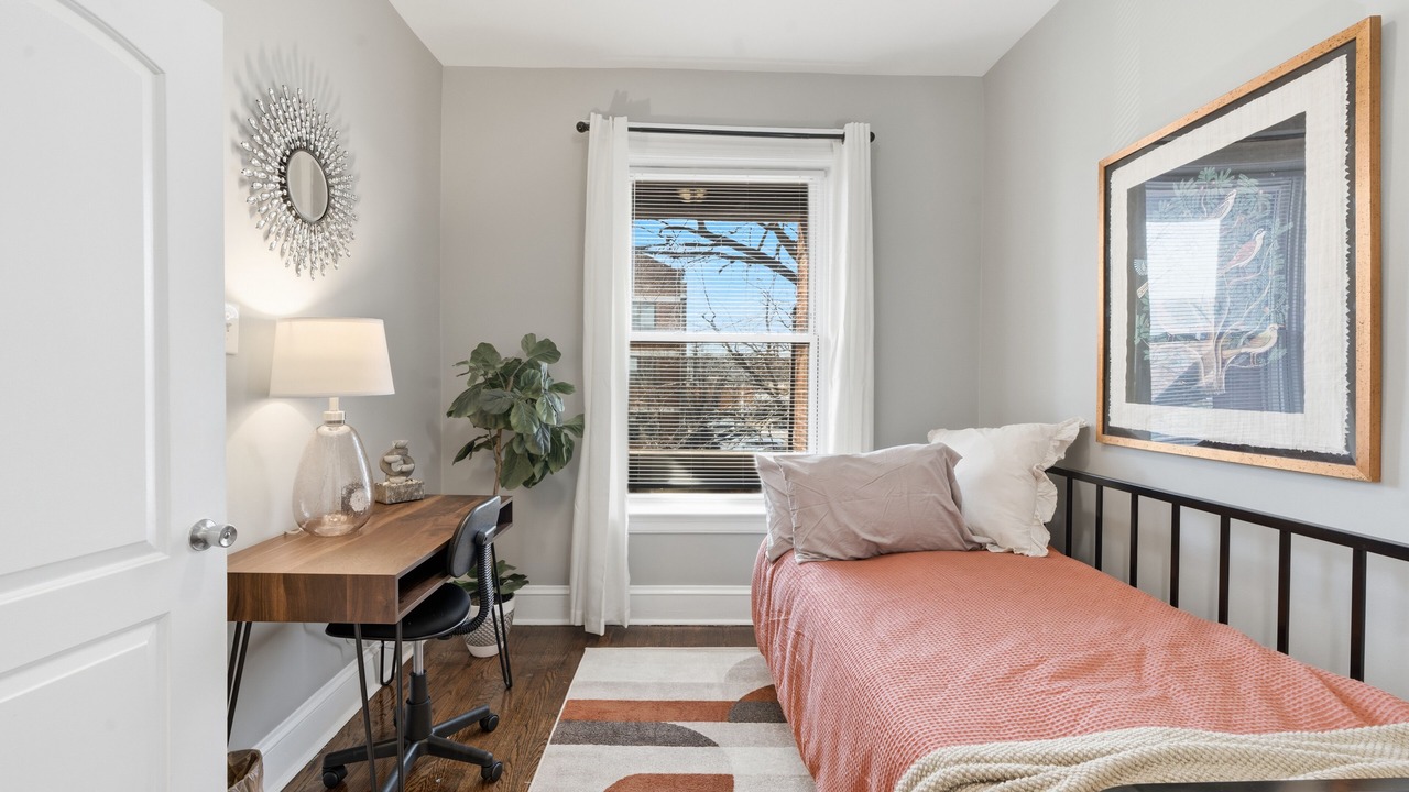 Photo of Bedroom in Woodlawn