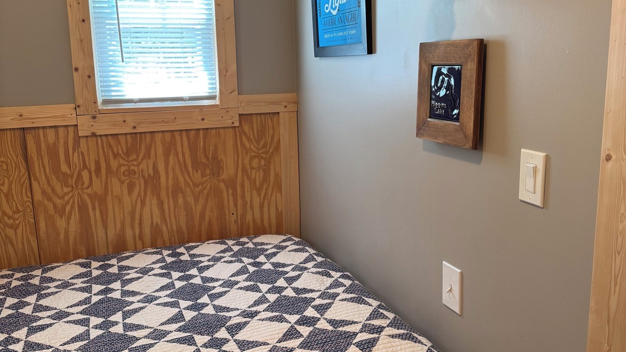 Photo of Bedroom in Higgins Lake