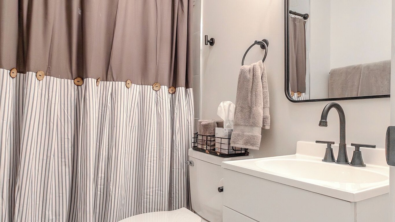 Photo of Bathroom in Miller Beach