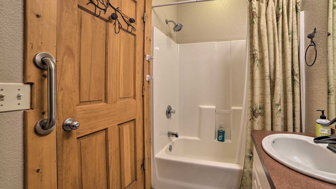Photo of Bathroom in Michaywe