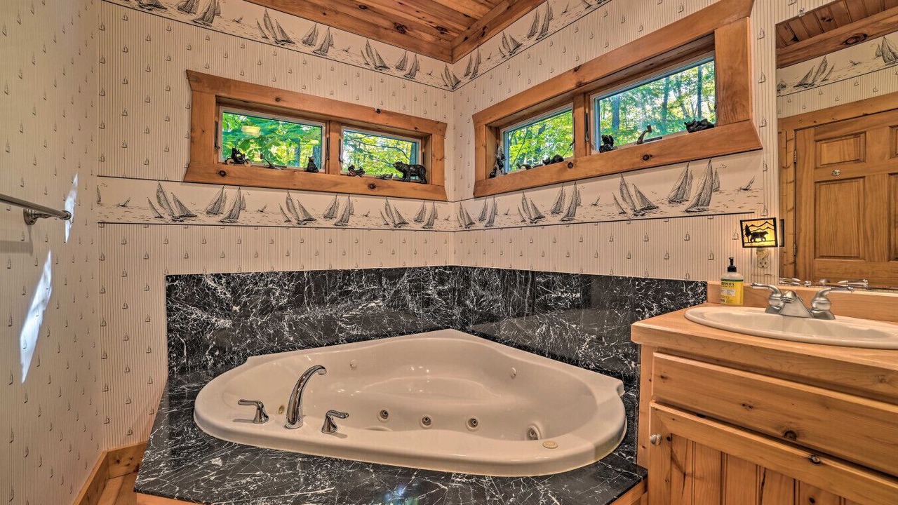Photo of Bathroom in Michaywe