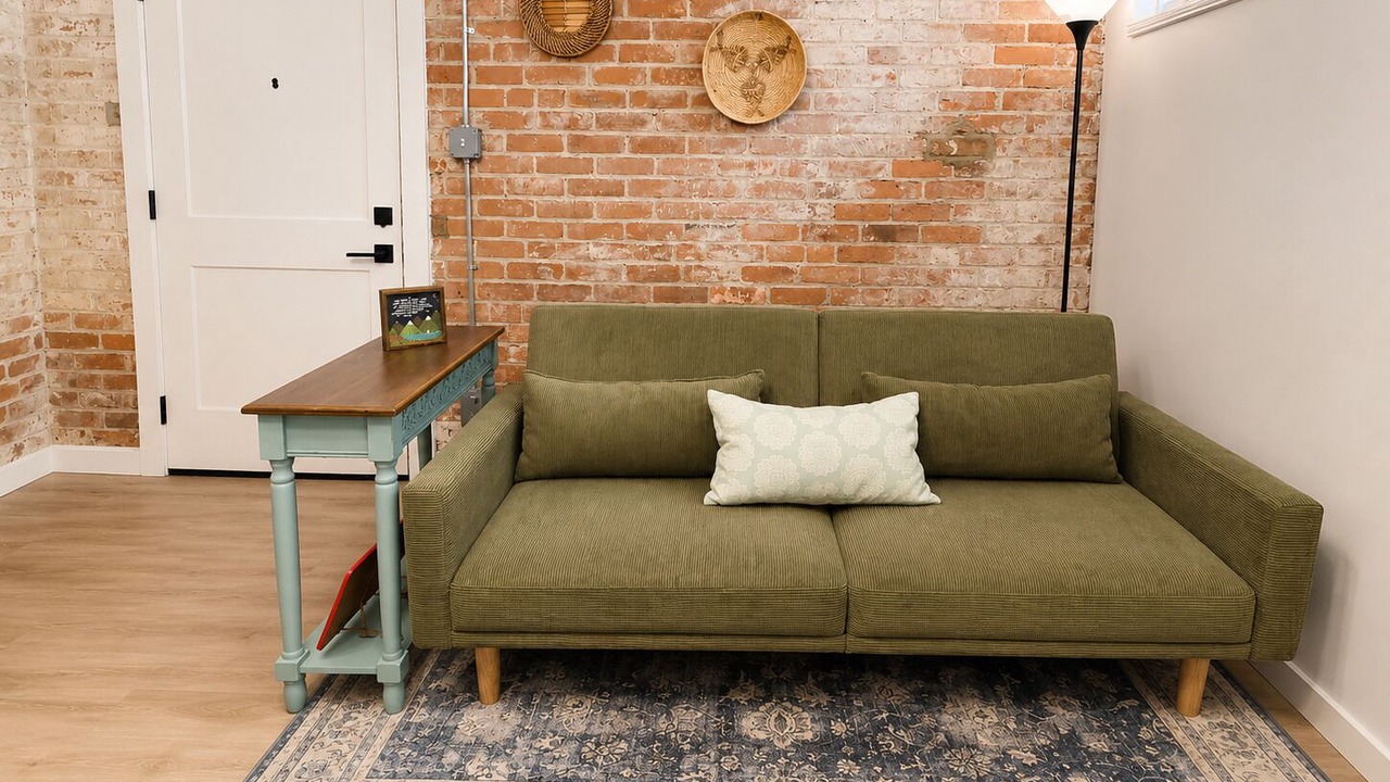 Photo of Livingroom in Midtown