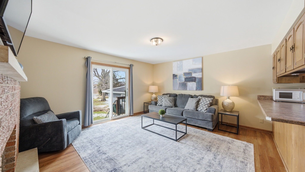 Photo of Livingroom in Aurora