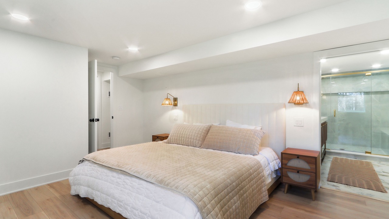 Photo of Bedroom in Williams Bay