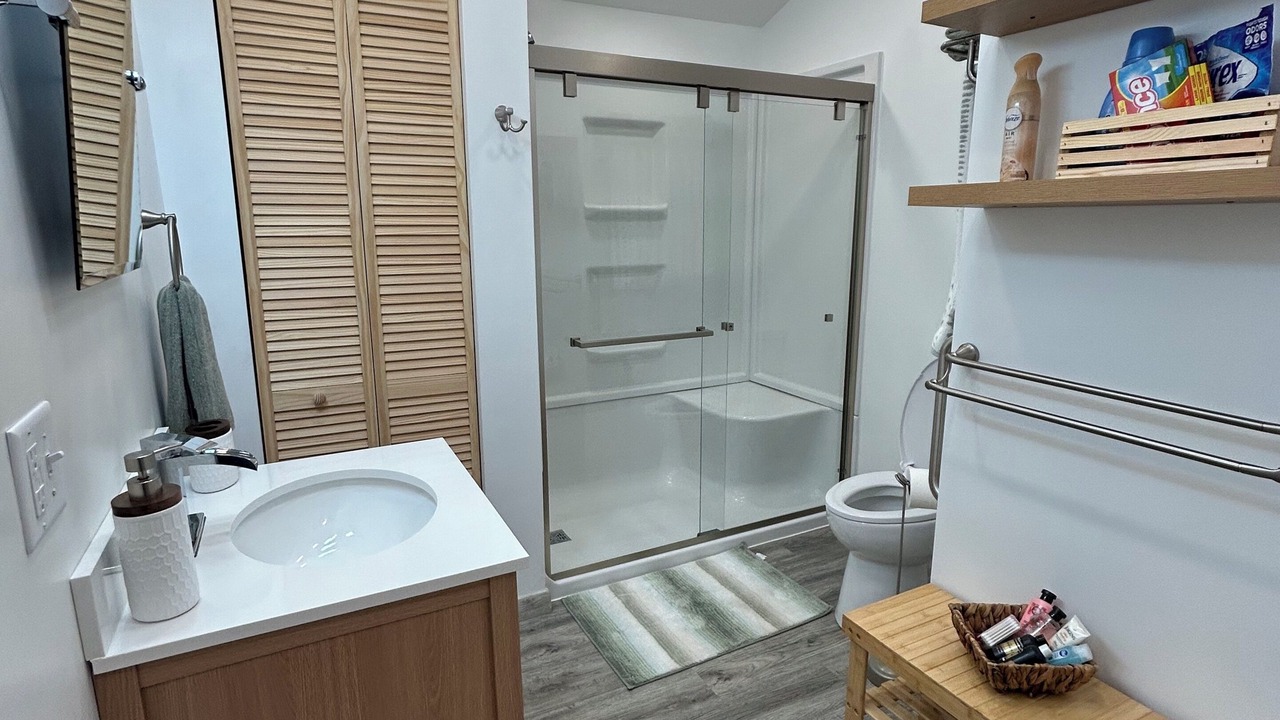 Photo of Bathroom in McFarlan