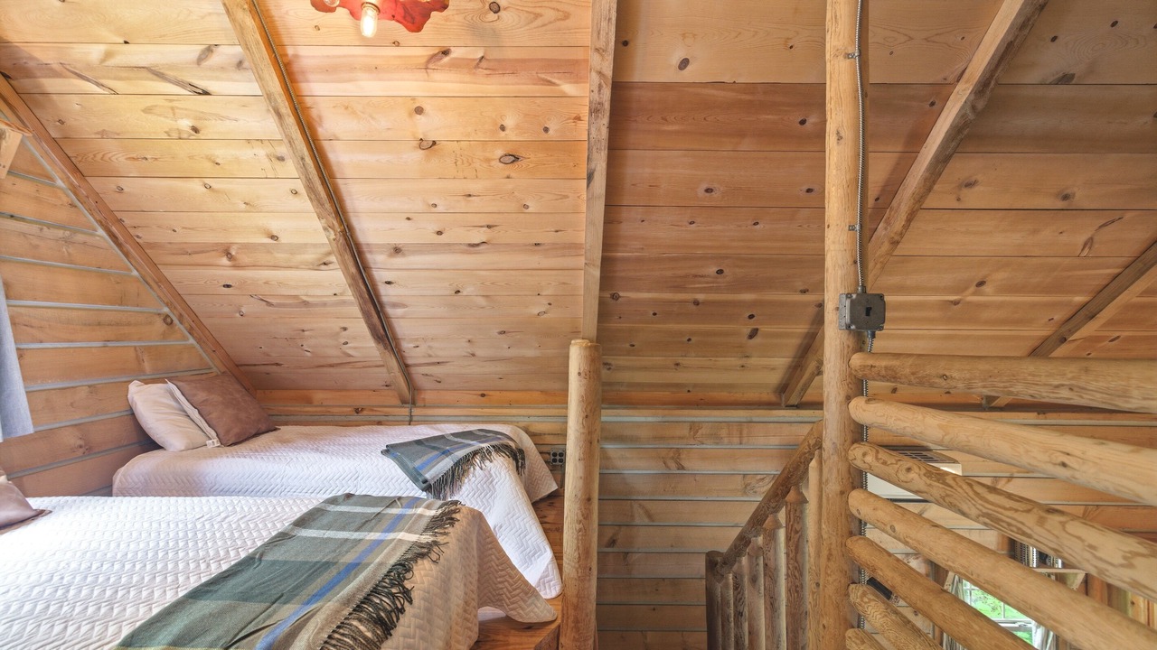 Photo of Bedroom in Harbert
