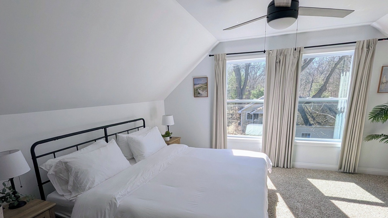 Photo of Bedroom in Michiana Shores
