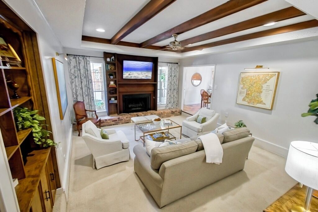 Photo of Livingroom in Highlands - Perkins