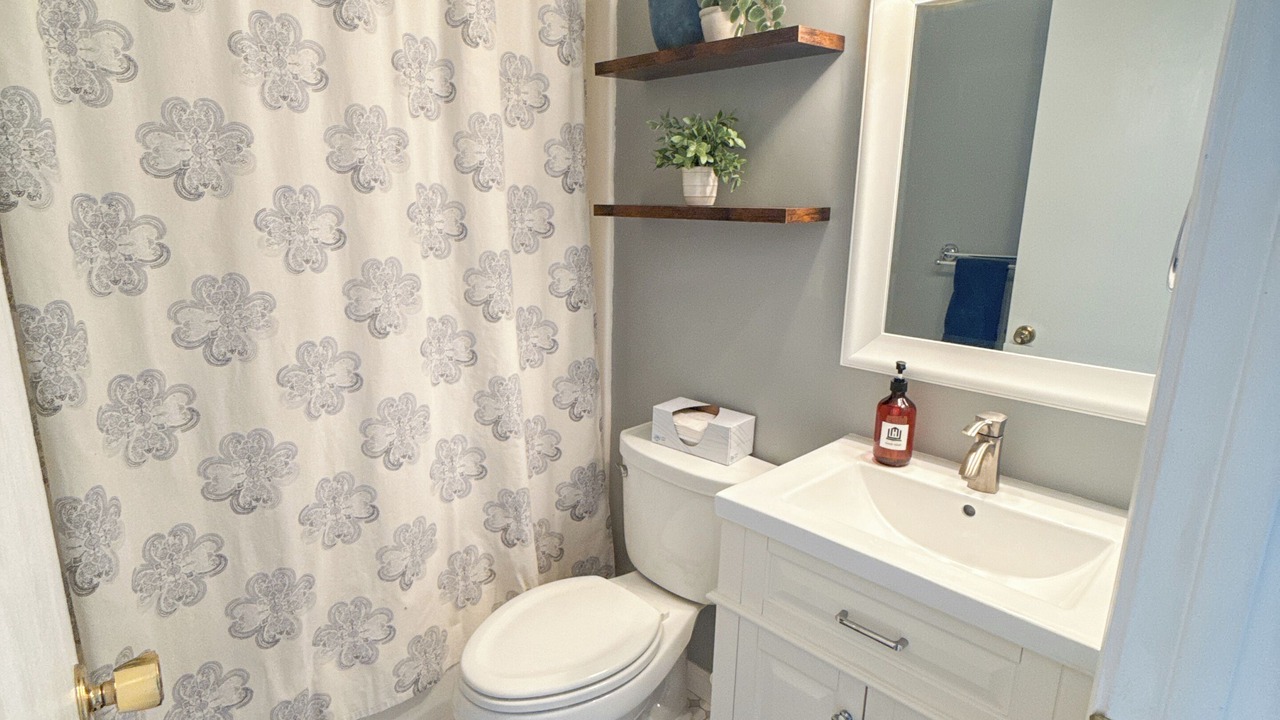 Photo of Bathroom in Village of Four Seasons