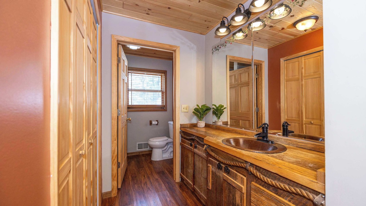 Photo of Bathroom in Williamsburg