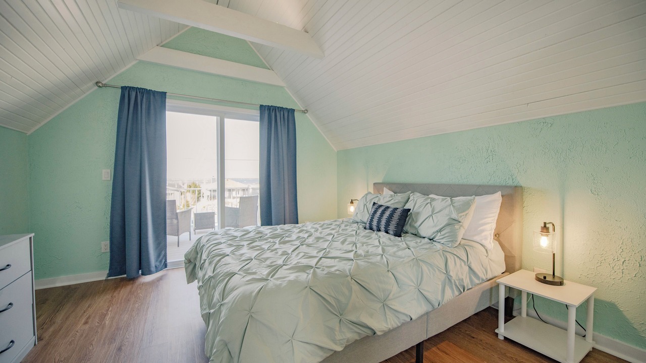 Photo of Bedroom in Ferrysburg