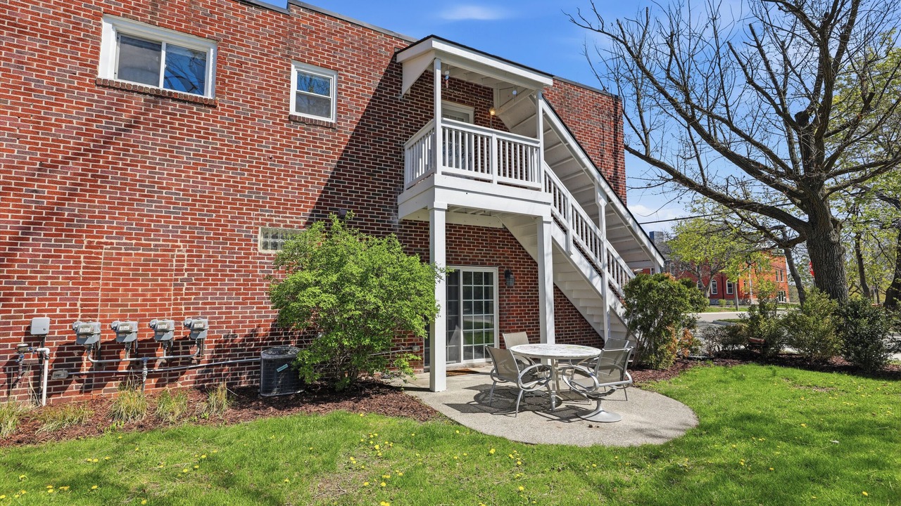 Photo of Outdoor in Rochester