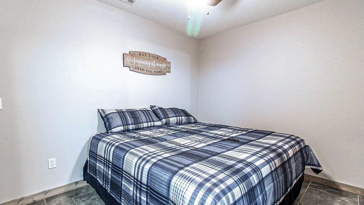 Photo of Bedroom in Van Buren