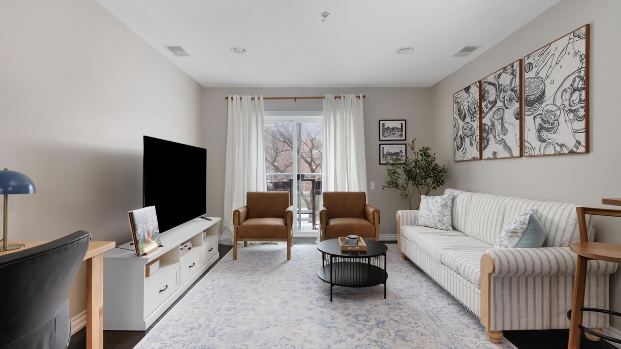 Photo of Livingroom in Royal Oak