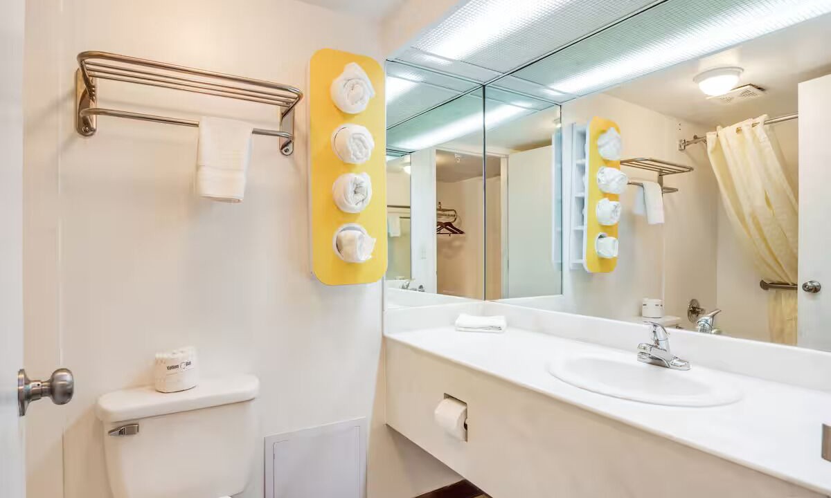 Photo of Bathroom in Muskegon Heights