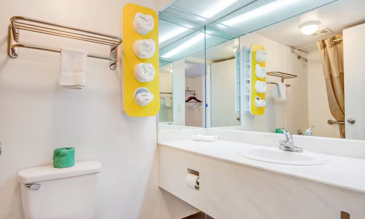 Photo of Bathroom in Muskegon Heights