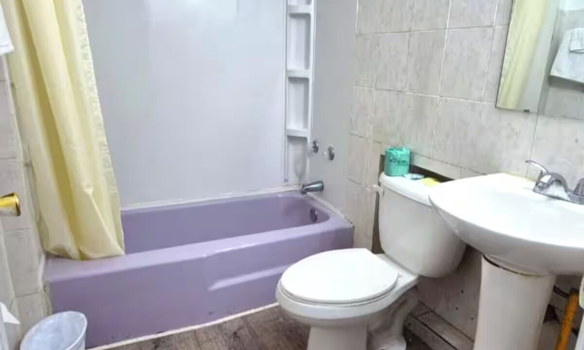 Photo of Bathroom in South Holland