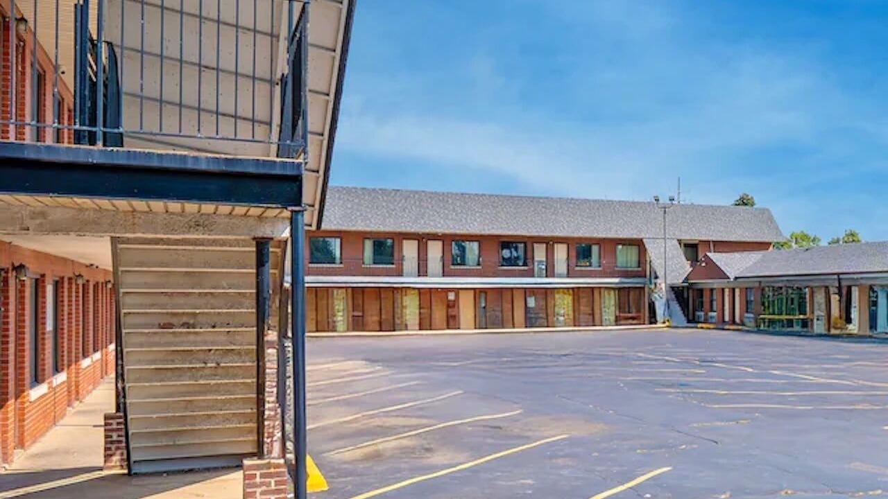 Photo of Outdoor in Oak Lawn