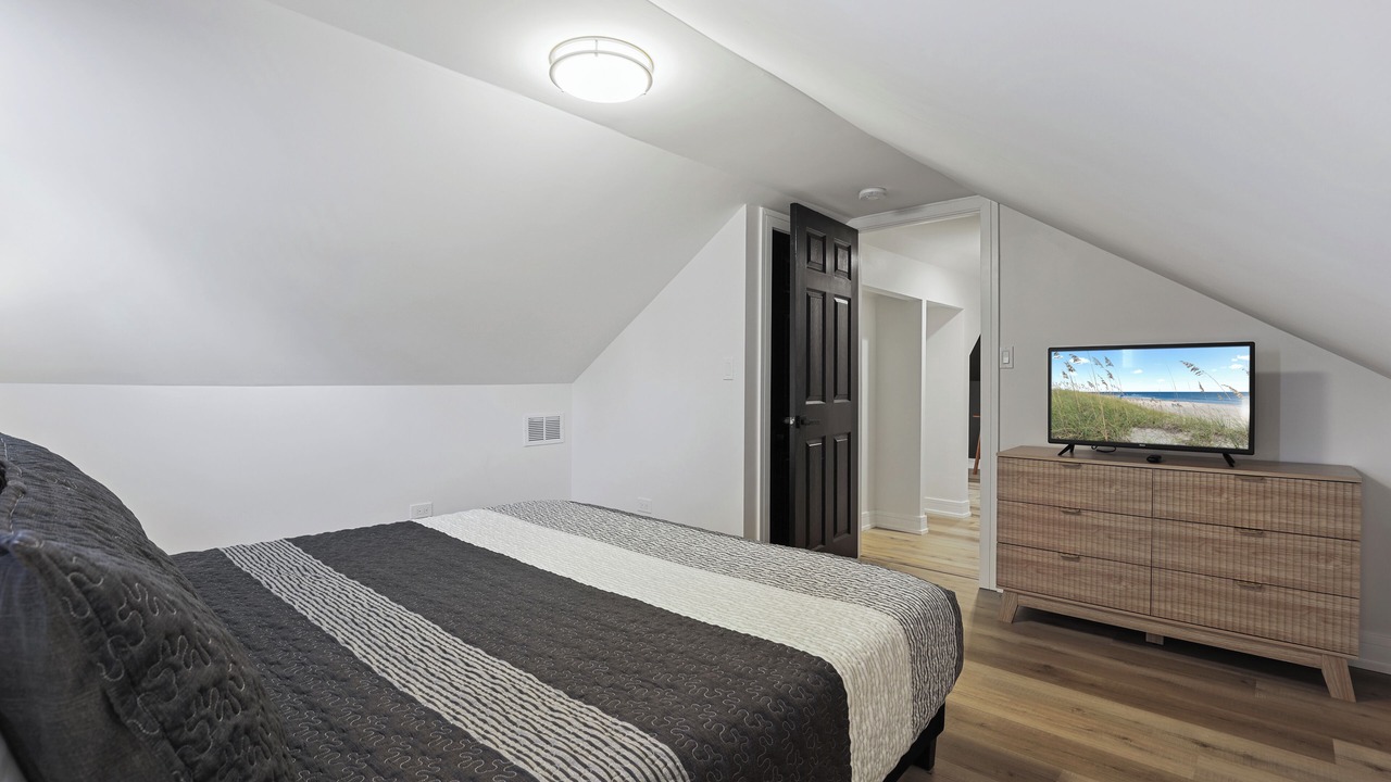 Photo of Bedroom in Oak Lawn