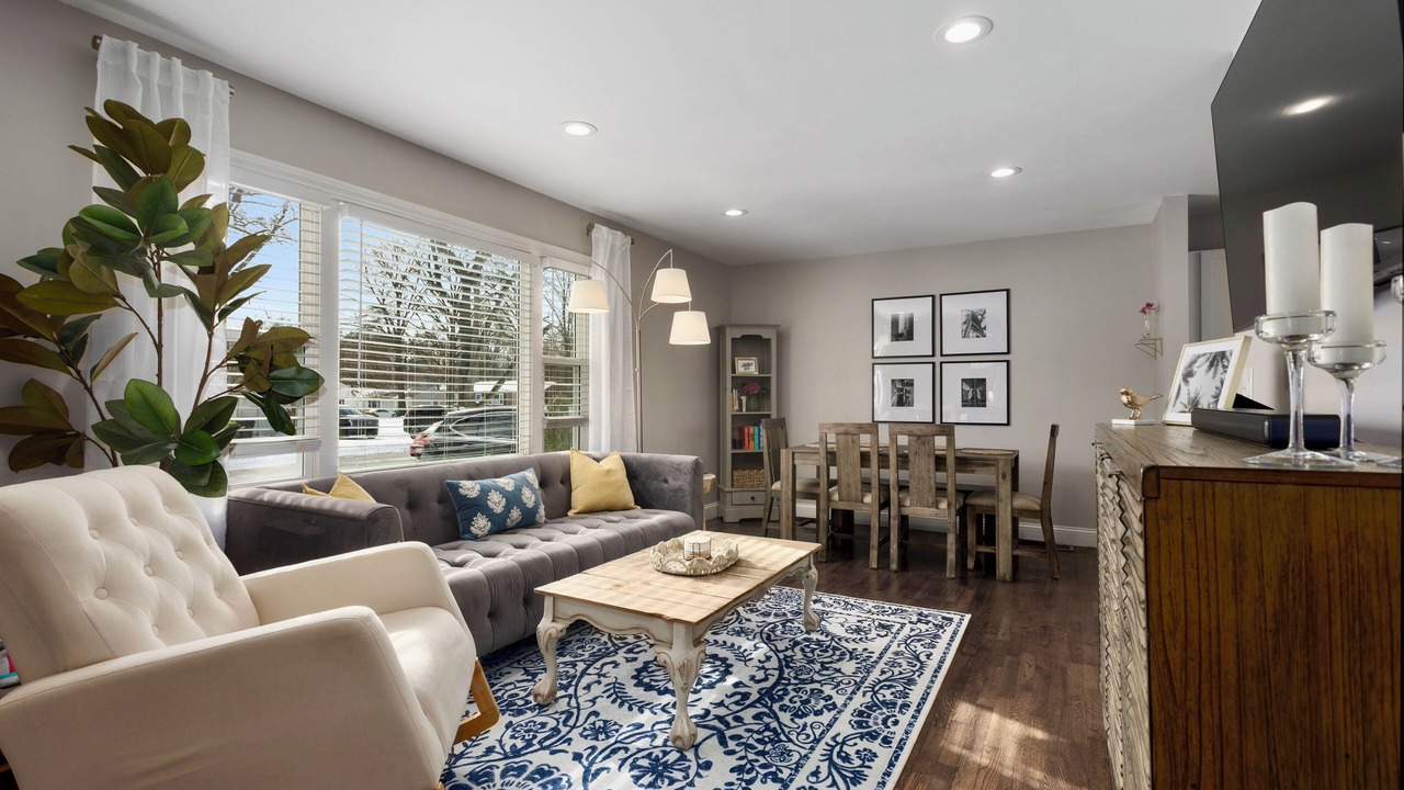 Photo of Livingroom in Overland Park
