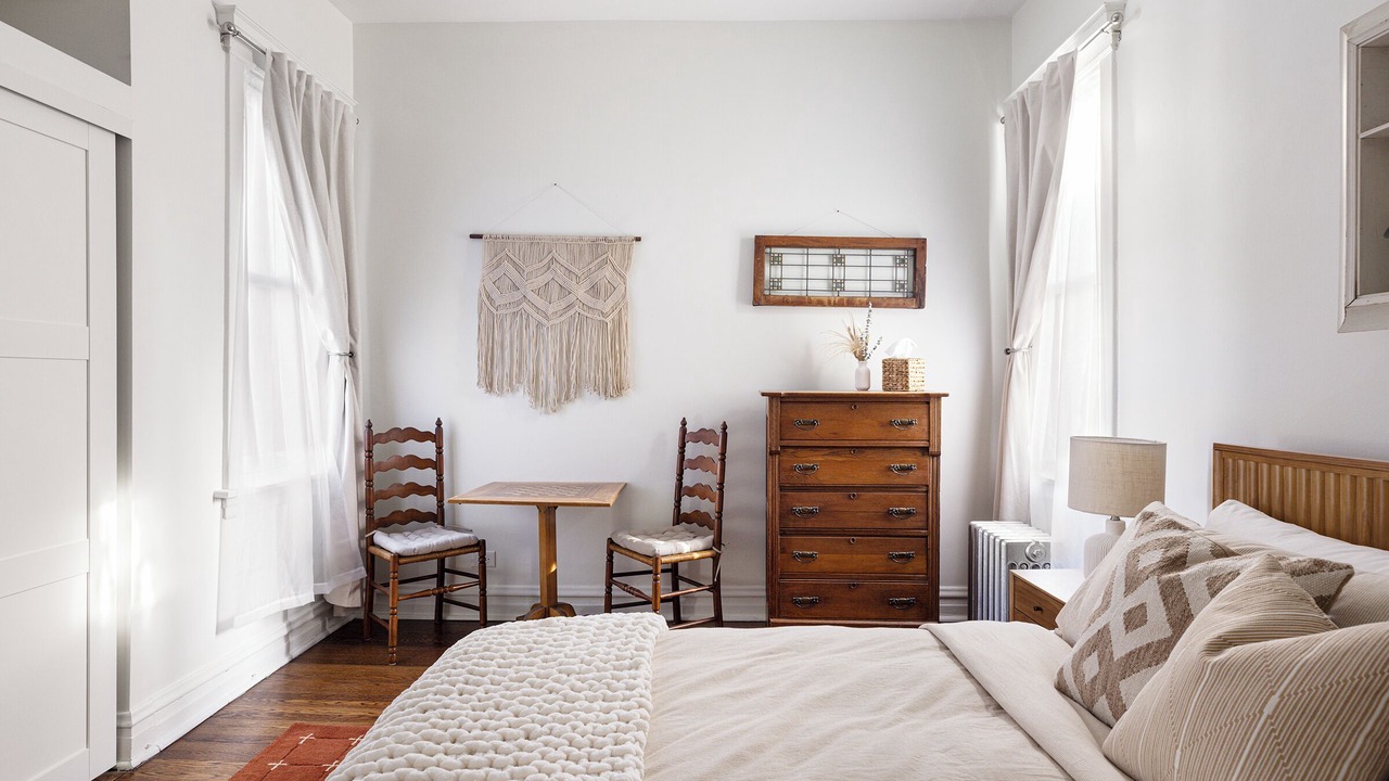 Photo of Bedroom in Logan Square